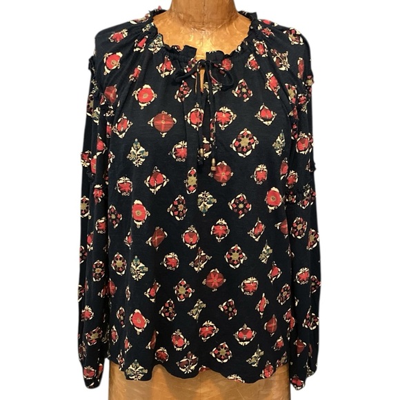 Wonderly 100% Cotton Long Sleeved Knit Blouse in Navy with Floral Design - Picture 1 of 9